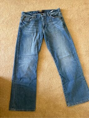 Lucky Brand Men's Faded Blue Straight Jeans